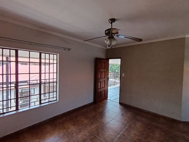 Apartment For Sale In Potchefstroom - Photo 6