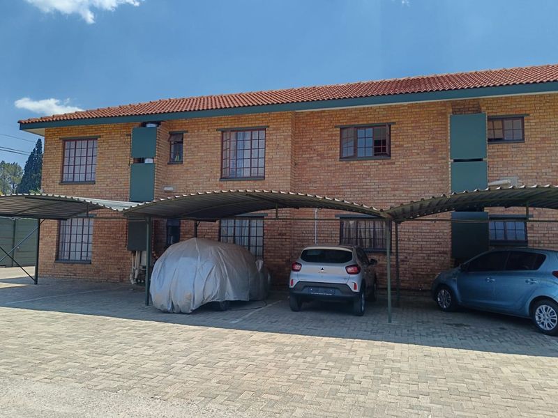 Apartment For Sale In Potchefstroom - Photo 2
