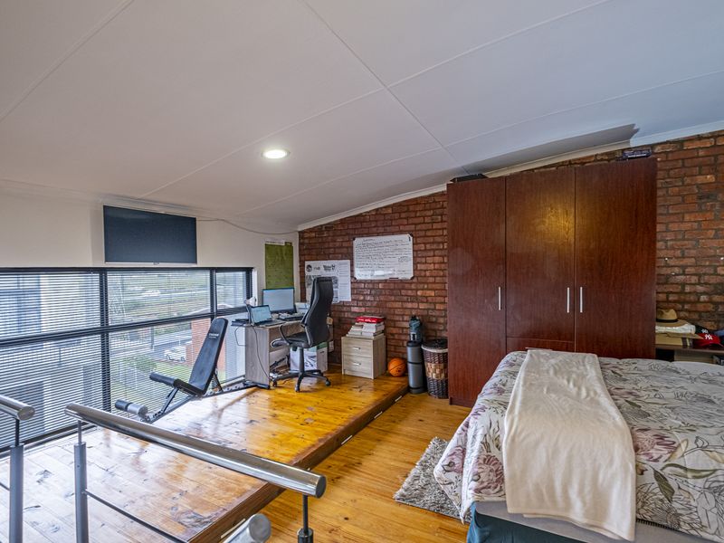 MODERN LIGHT AND BRIGHT LOFT - Photo 10