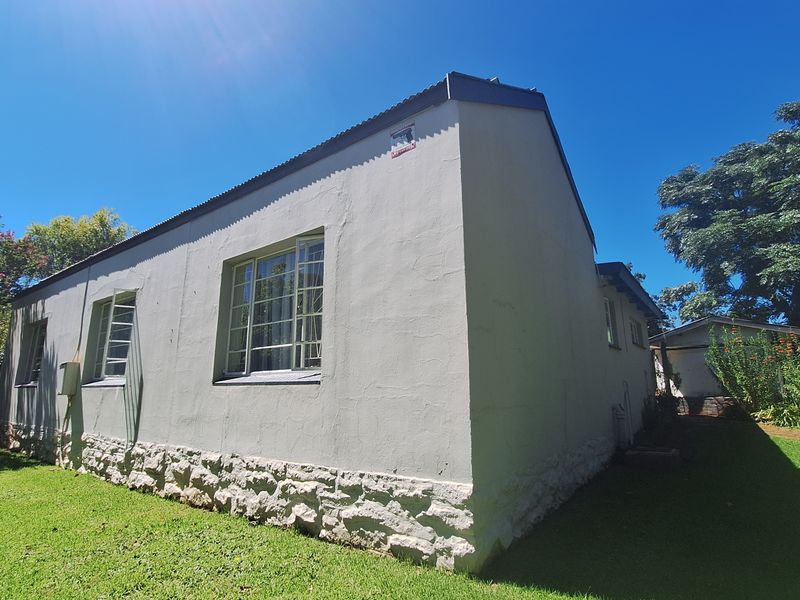 House with solar for sale - Photo 4