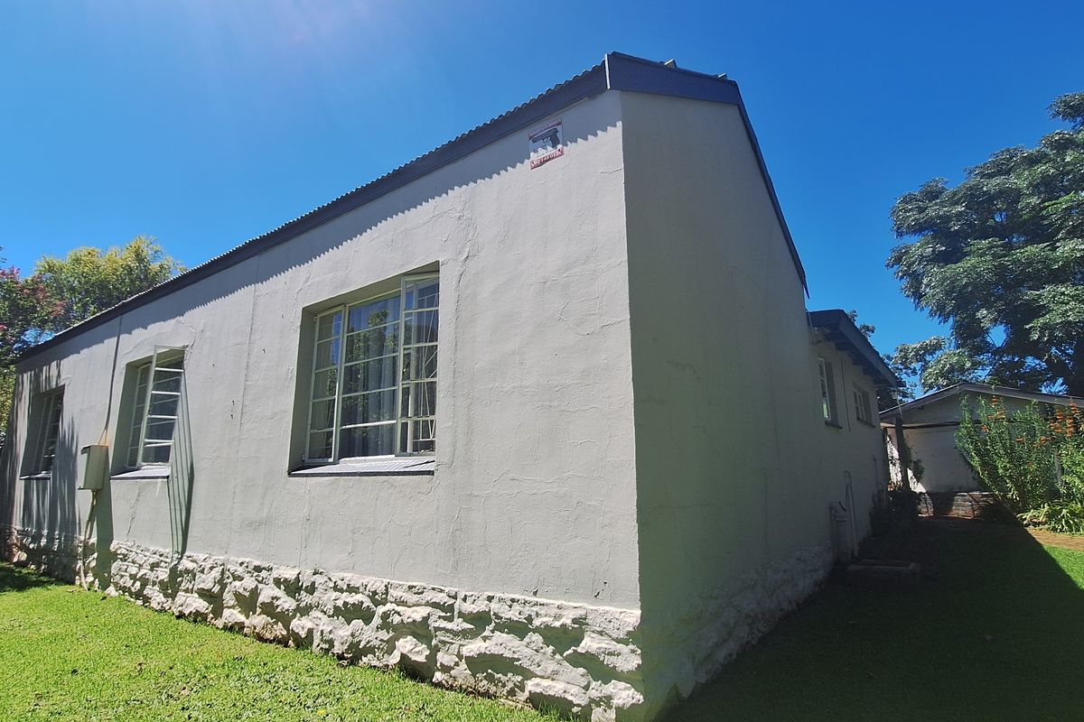 House with solar for sale - Photo 4