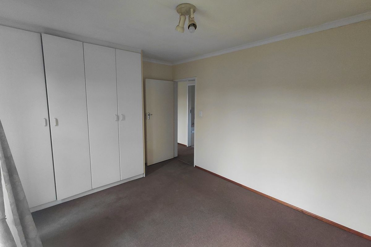 Don't Miss This Stunning 2 Bedroom 1 Bathroom Property In A Great Location - Photo 3