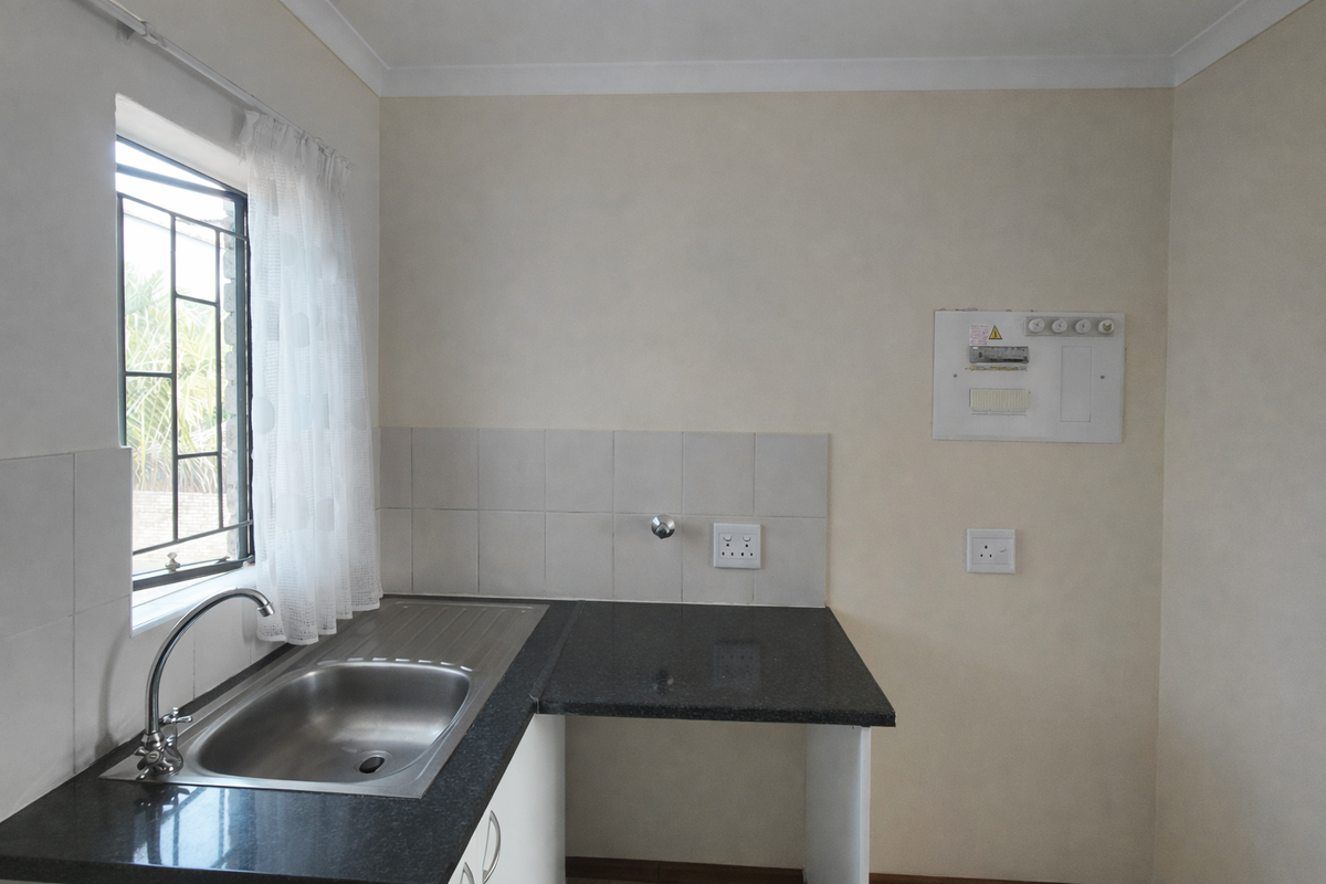 Don't Miss This Stunning 2 Bedroom 1 Bathroom Property In A Great Location - Photo 2