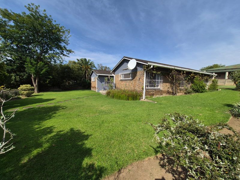 Warm sunny family home, don't miss out! - Photo 1
