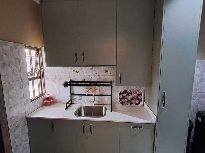 Modern Masterpiece with Expansive Living Spaces & Room to Breathe - Photo 6