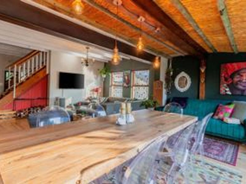 Beautiful Swedish Style Pet Friendly home for rent - Photo 7