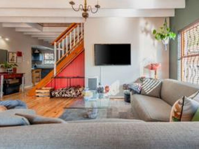 Beautiful Swedish Style Pet Friendly home for rent - Photo 4