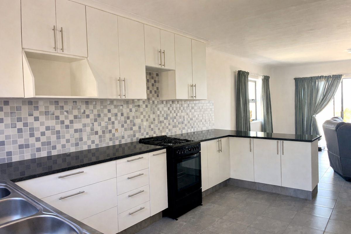 Modern, Pet-Friendly Living in Exclusive Mossel Bay Complex - Photo 5