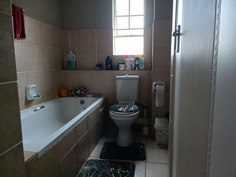 Charming 2 bedroom - Photo 9