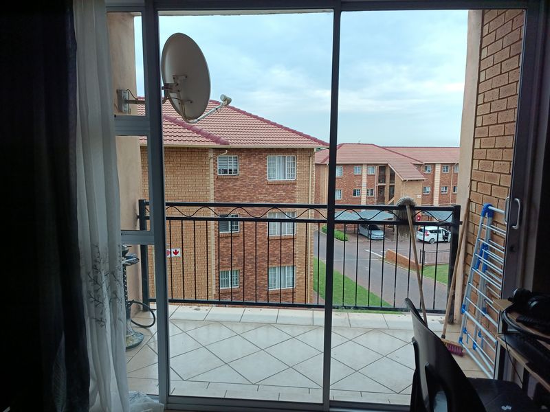 Charming 2 bedroom - Photo 6