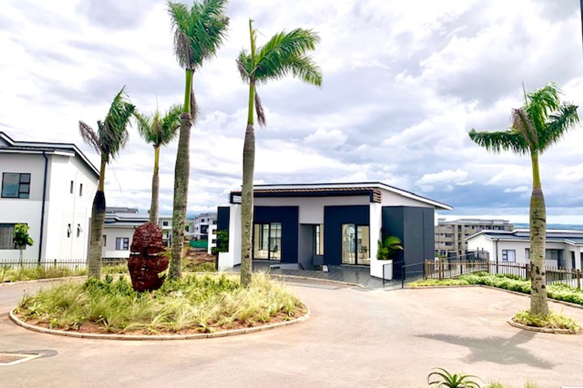 FULLY FURNISHED , PERFECT LOCKUP AND GO, 1 BEDROOM APARTMENT IN A SECURE ESTATE IN BALITO - Photo 2