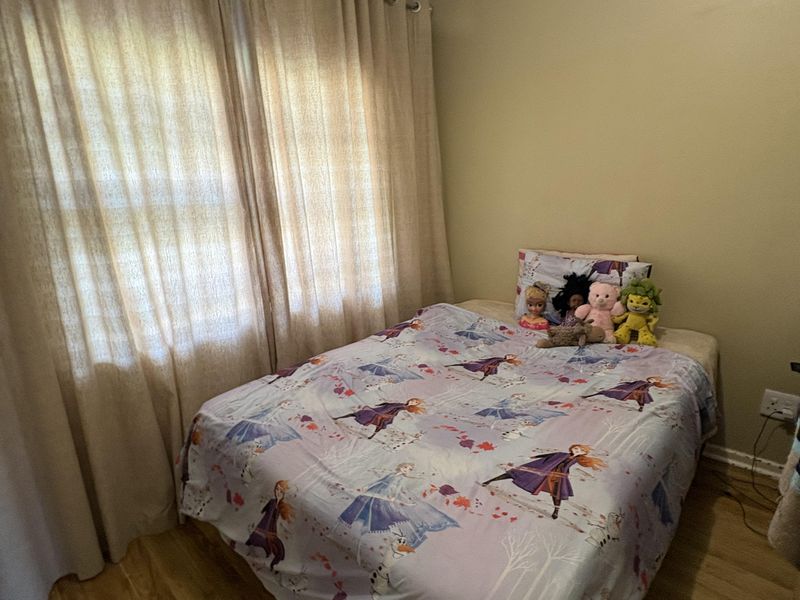 Property in a small complex for rent - Photo 10