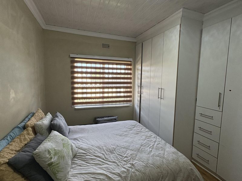 Property in a small complex for rent - Photo 6