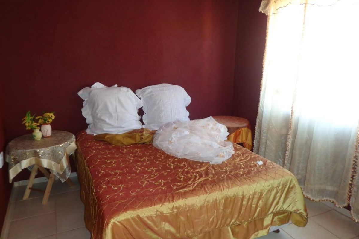 Bargain! Bargain! 4 bedroom house in The Orchards for sale - Photo 5