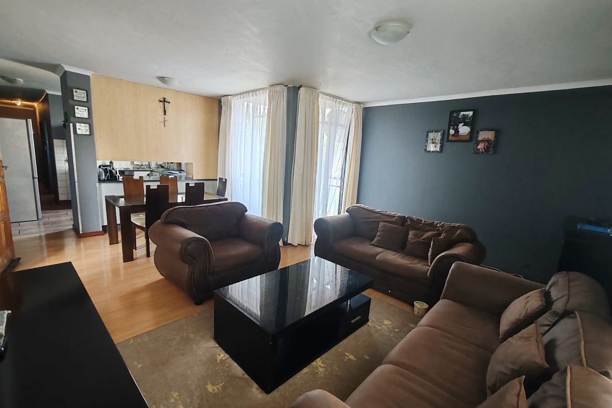 Perfect Starter Home in a Secure Villiera Complex - Photo 2