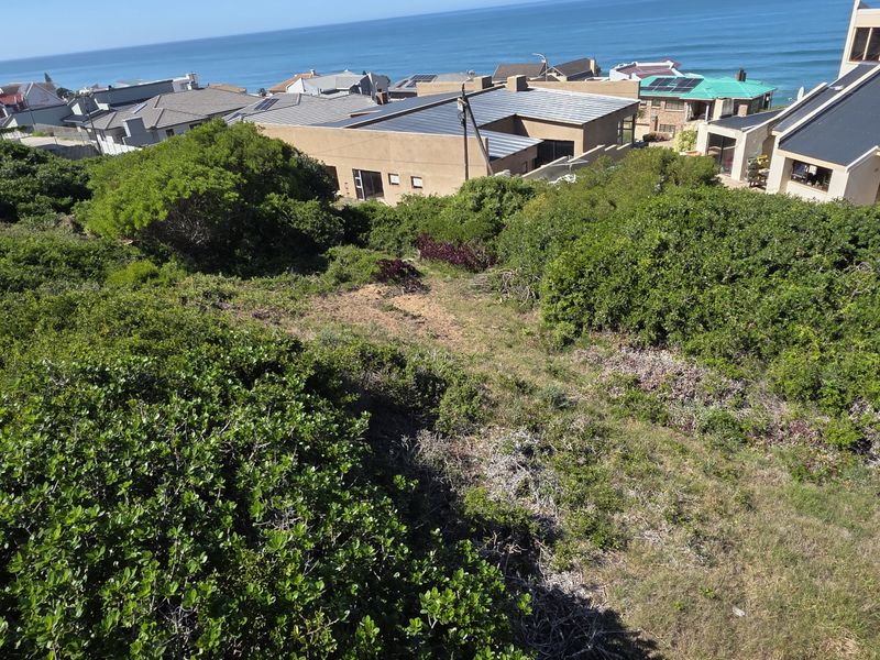 Where seaside living blends effortlessly with unspoiled natural surroundings - Photo 9