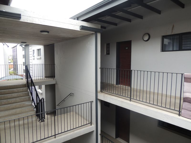 Wecome Home! - Photo 2