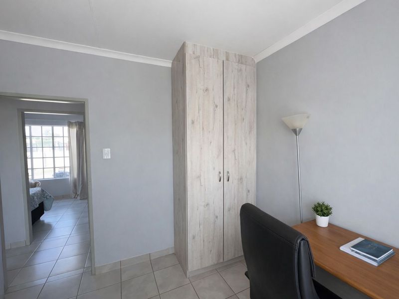 Charming 3-Bedroom Home with Value-Added Extras - Photo 9