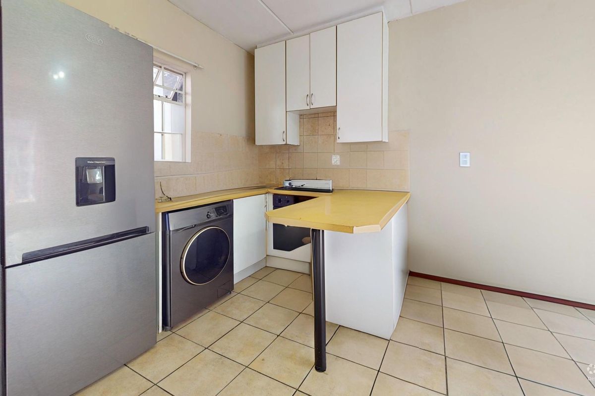 Smart, Secure Living in the Heart of Ravenswood - Photo 3