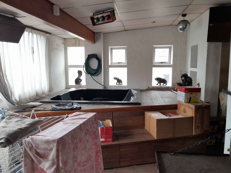 Property with a differance - Photo 9