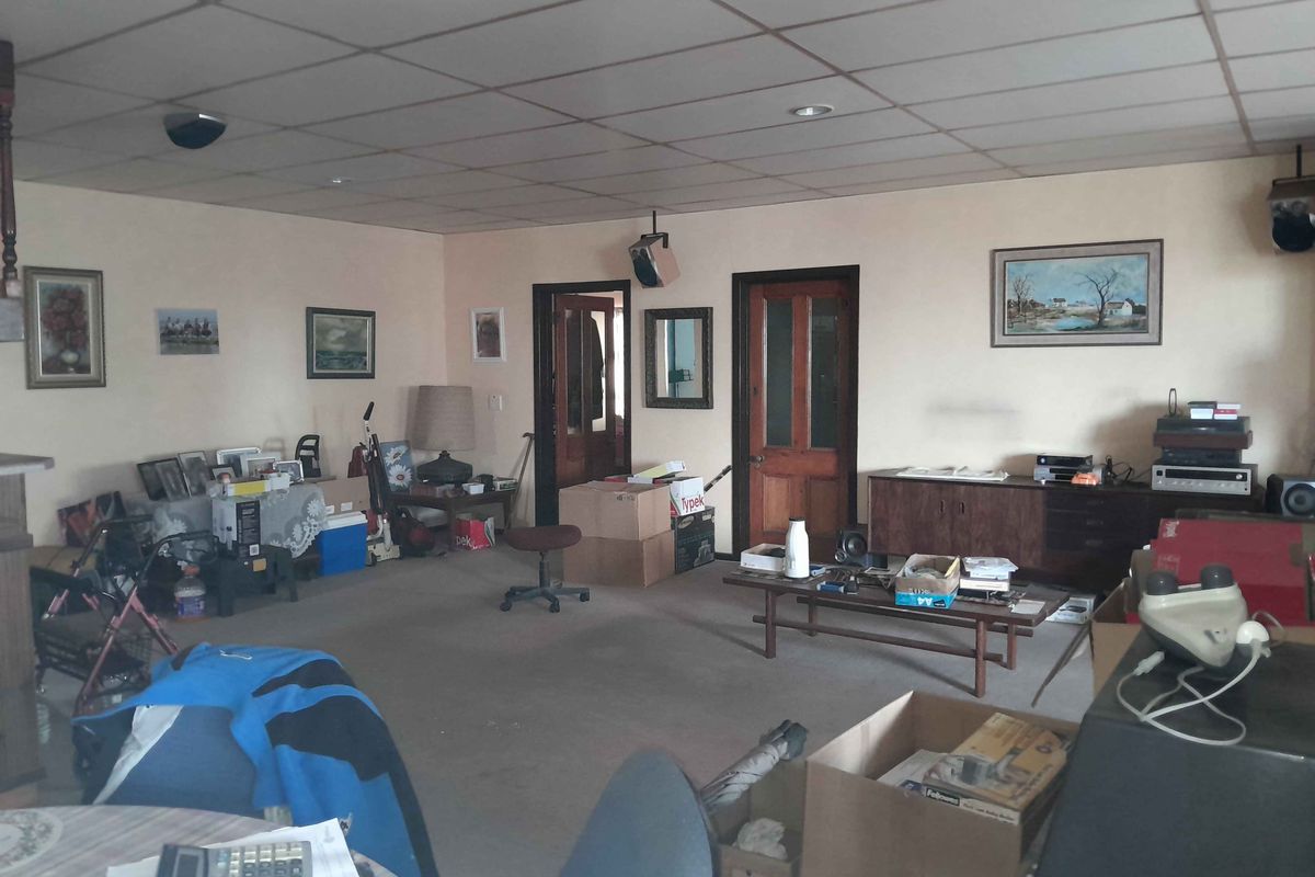 Property with a differance - Photo 4