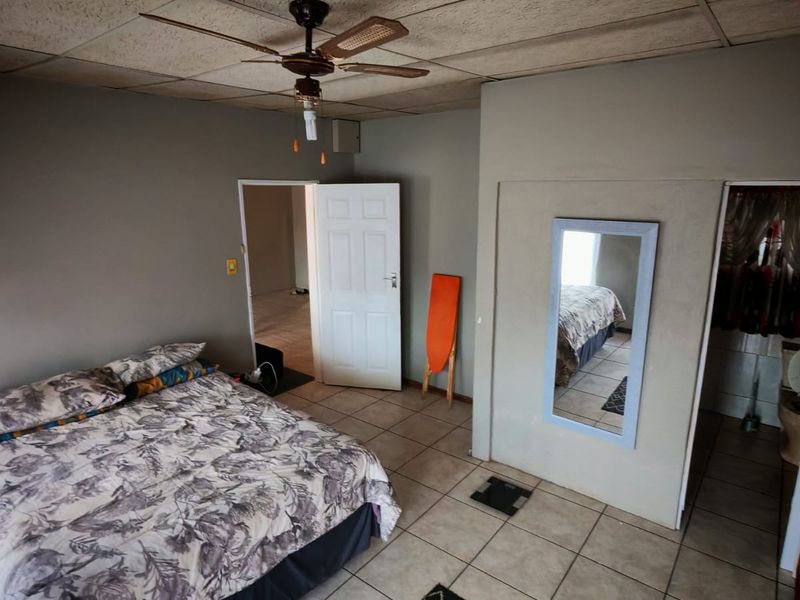 2-Bedroom Family home - Photo 8