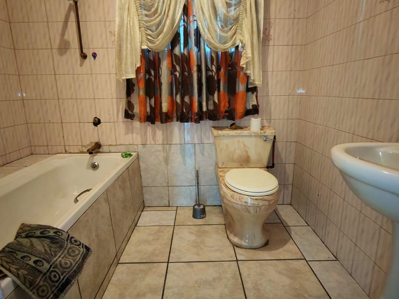 2-Bedroom Family home - Photo 5