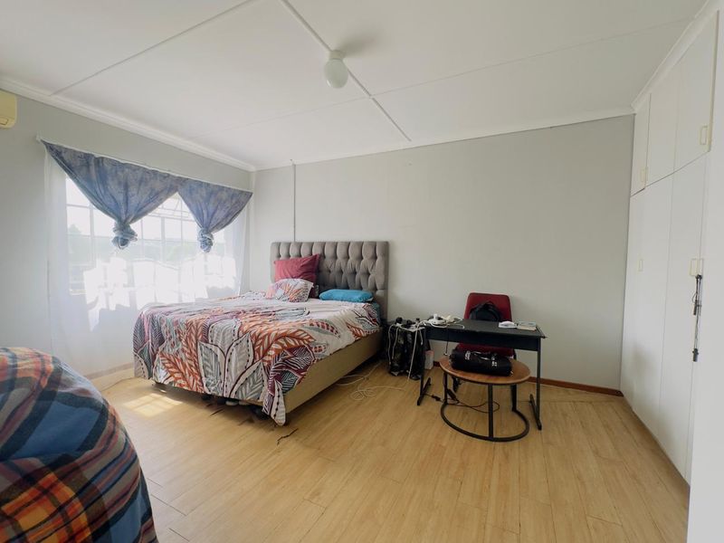 Dual Living Opportunity Near Town – 3-Bedroom Home with Private 2-Bedroom Flatlet - Photo 10