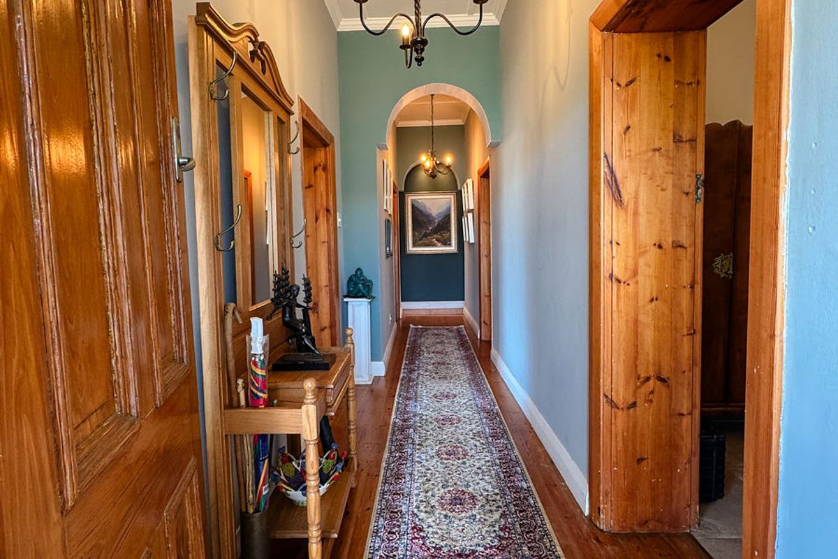 Elegant Valley Living in the Heart of Tulbagh - Photo 3