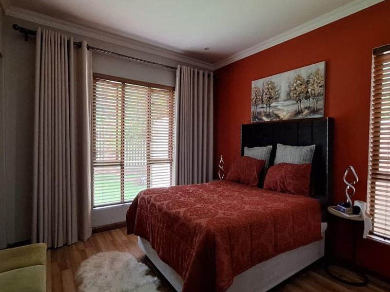 UPMARKET UNIT must be sold URGENTLY -  RARE Find - Photo 5