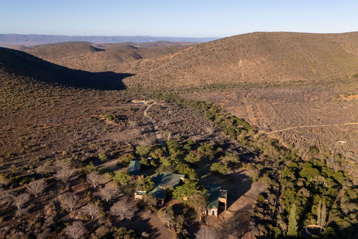 A Rare Hunting Sanctuary in the Heart of the Cockscomb Mountains - Photo 2