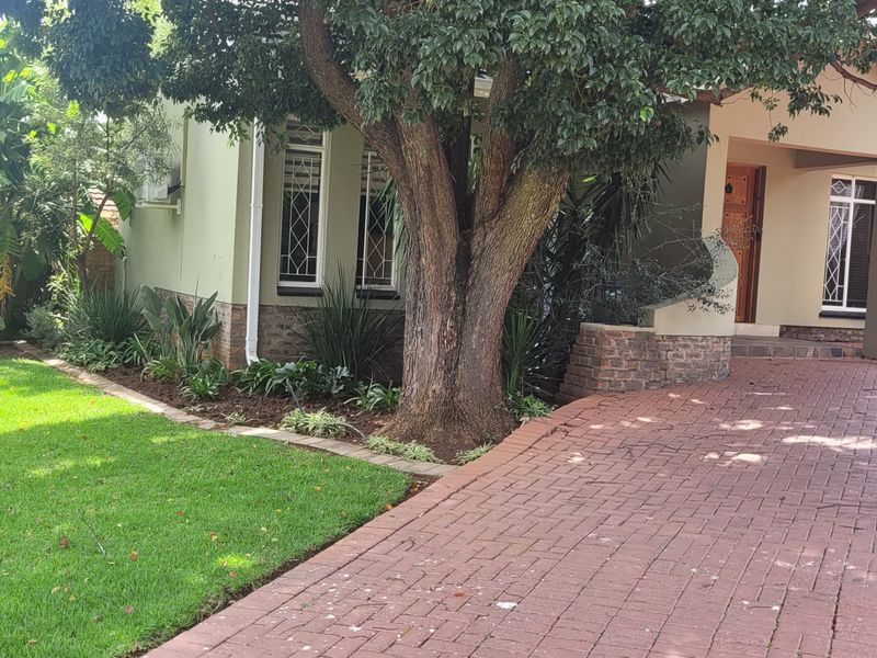 Move-in ready family home! - Photo 5