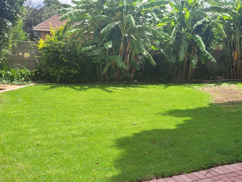 Move-in ready family home! - Photo 9