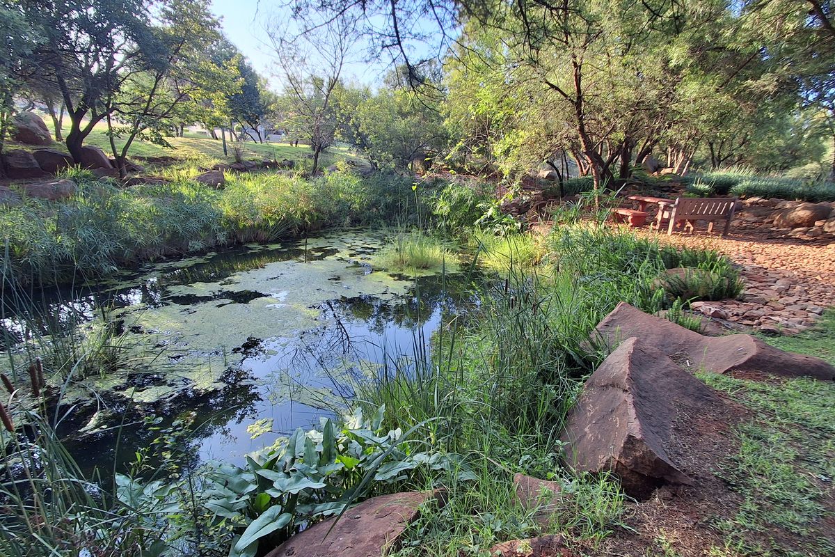 Buffelspoort – Build Your Dream Home in a Secure Eco Estate - Photo 2