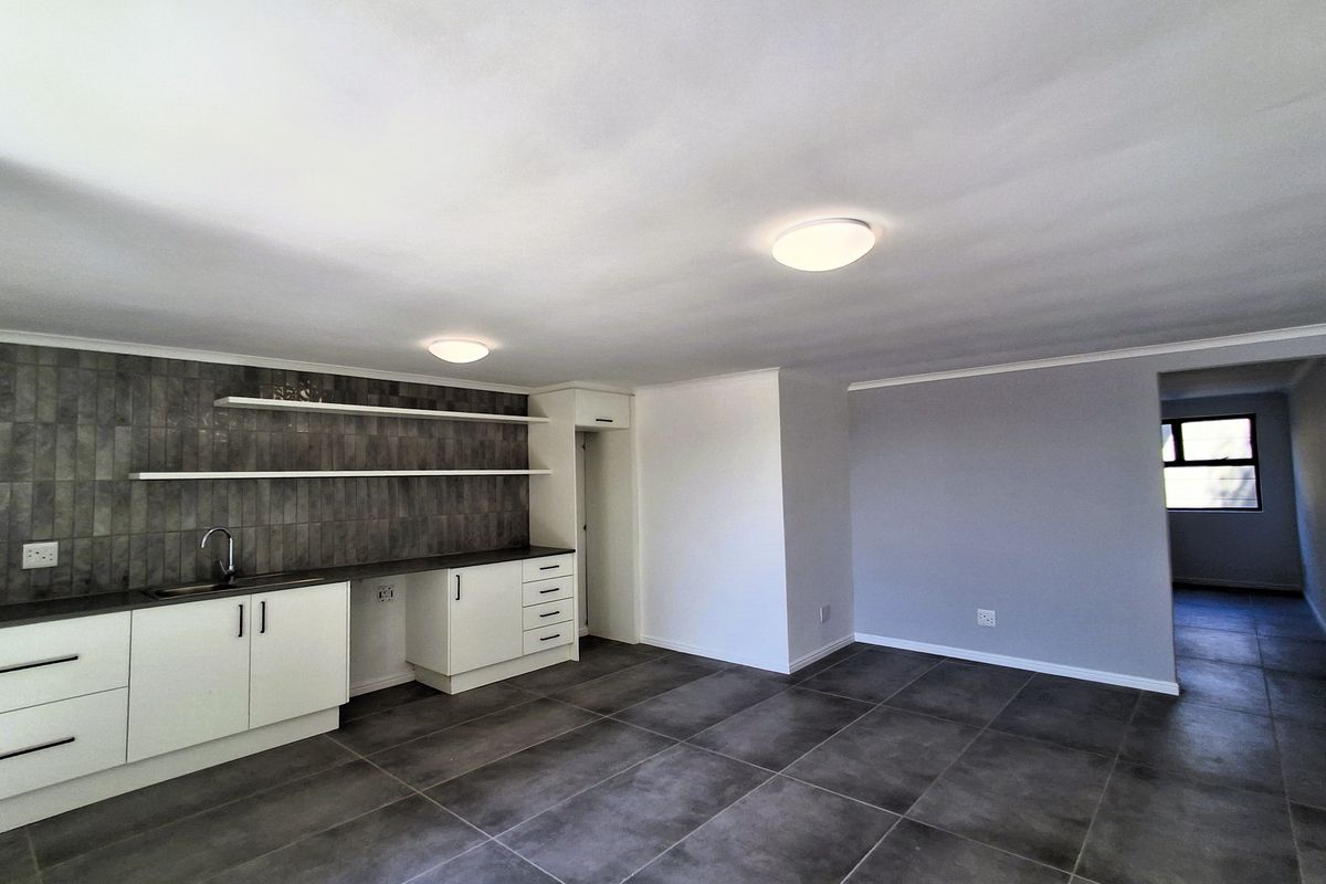 Spacious and modern - 1 Bedroom Apartment To Let - Photo 2