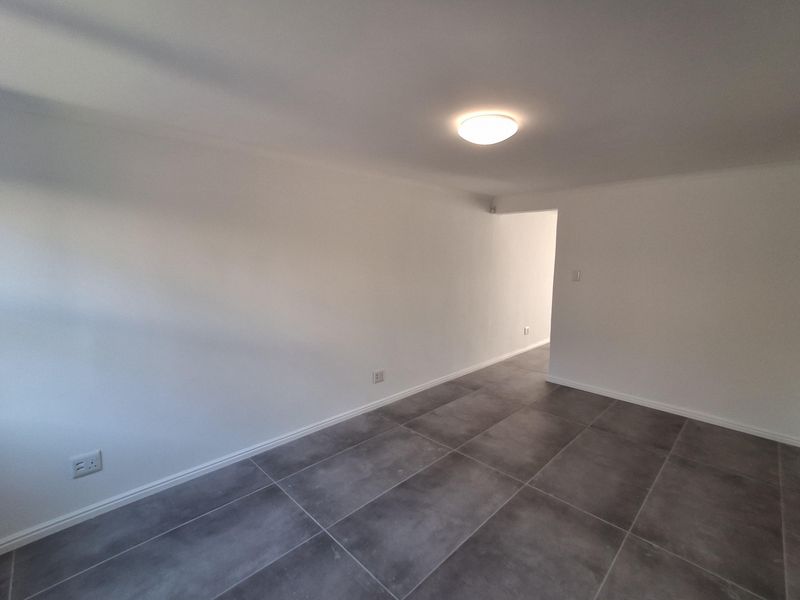 Spacious and modern - 1 Bedroom Apartment To Let - Photo 9