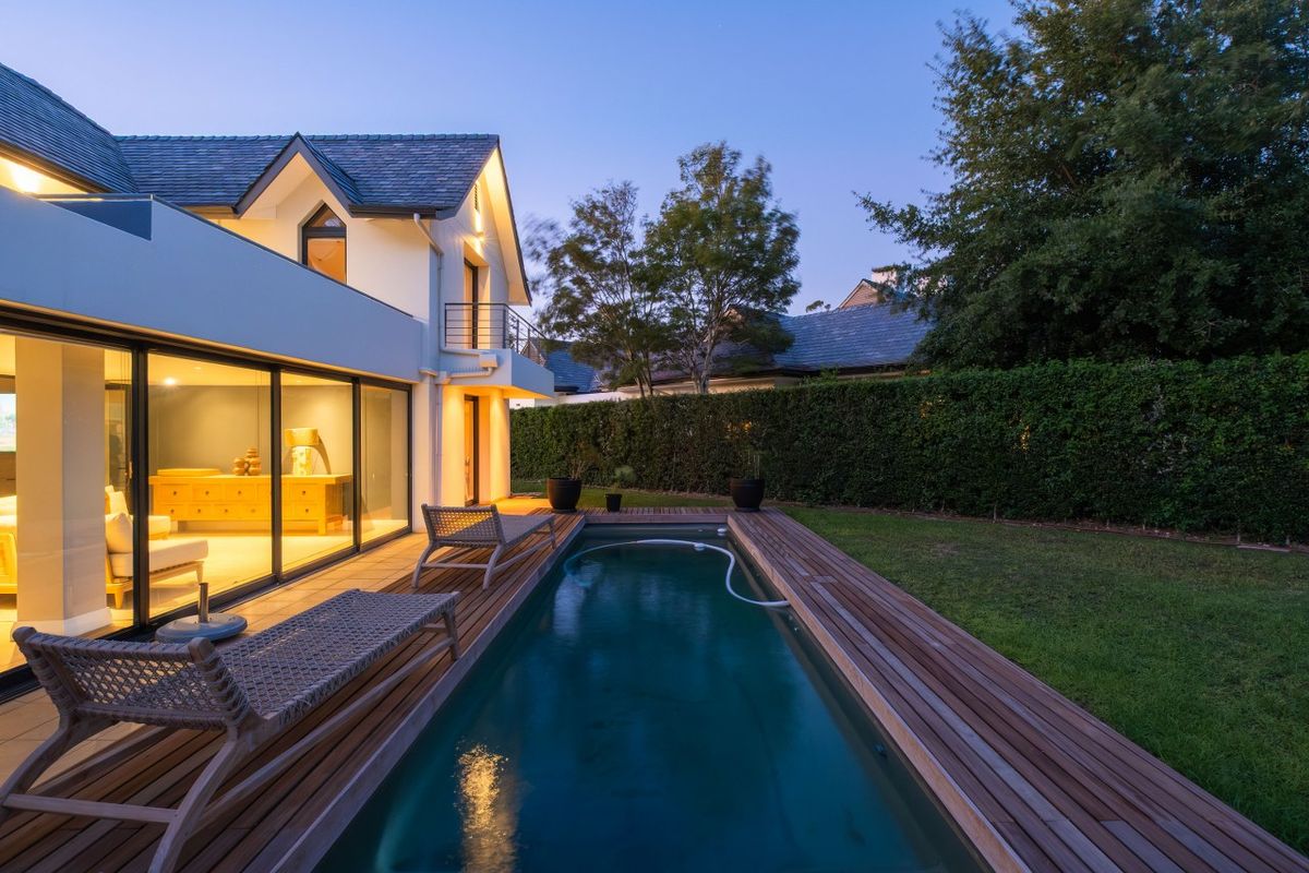 Refined Family Living Between Fairways and Lakes - Photo 5