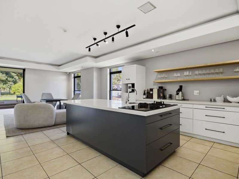 Refined Family Living Between Fairways and Lakes - Photo 10