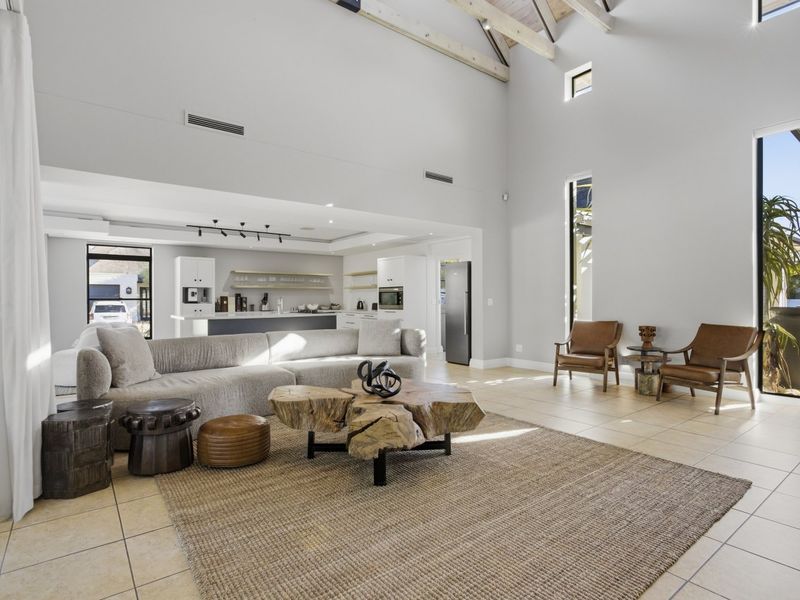 Refined Family Living Between Fairways and Lakes - Photo 9