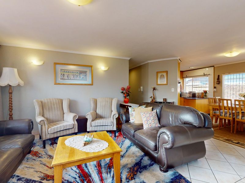 Charming 3-Bedroom Home in an Exclusive Secure Beyers Park Estate - Photo 5