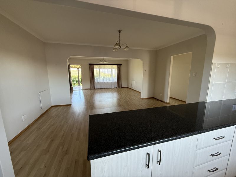 Beautiful home in Amber Ridge - Photo 3