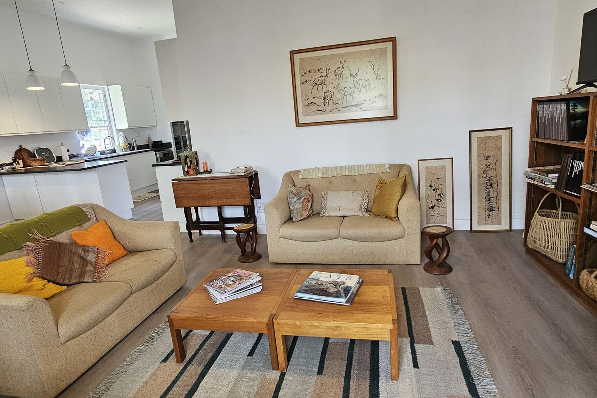 Sought-After Address – 3 Bedroom Home Near Tourist Attractions - Photo 4