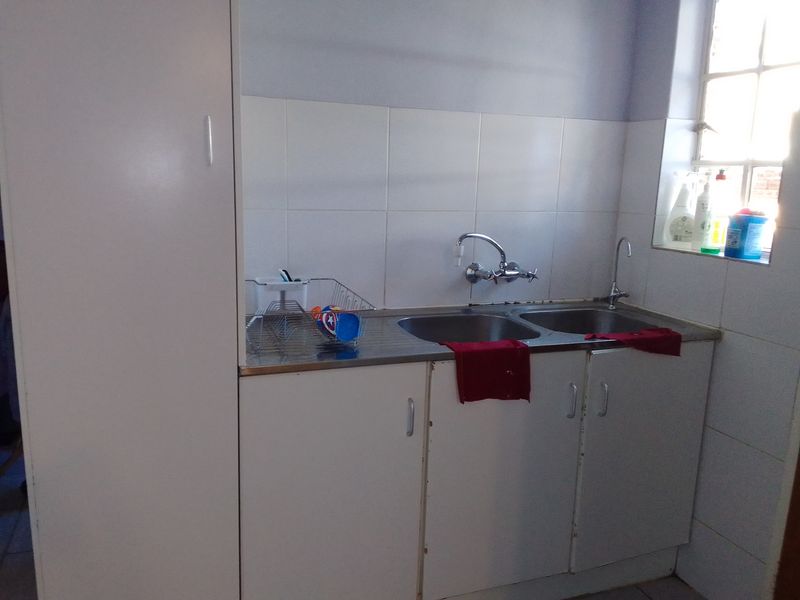 Modern Immaculate house - Exclusive to Harcourts - Photo 5