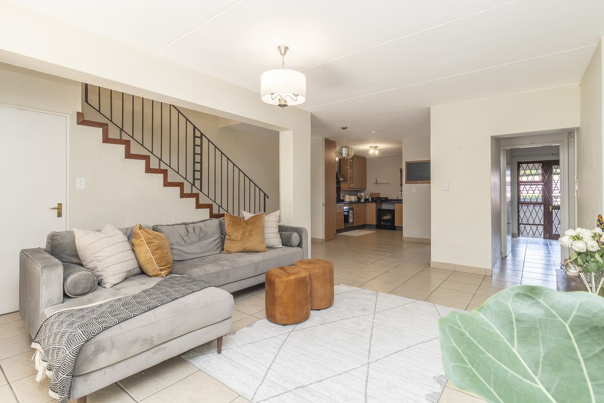 “Exceptional value in a high-demand Rivonia pocket” - Photo 2