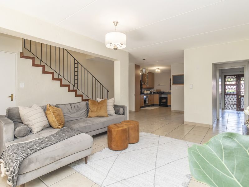 “Exceptional value in a high-demand Rivonia pocket” - Photo 2