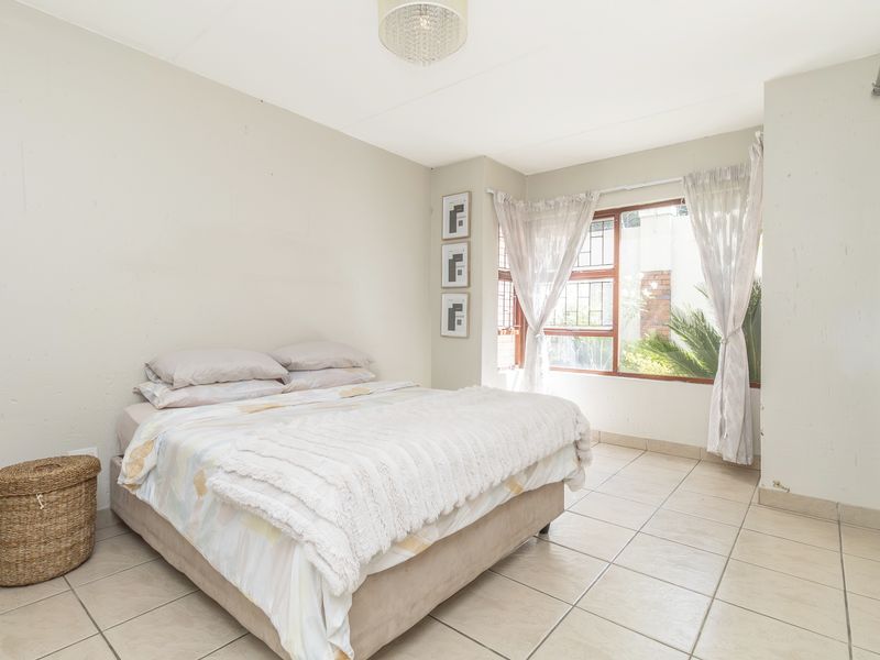 “Exceptional value in a high-demand Rivonia pocket” - Photo 10