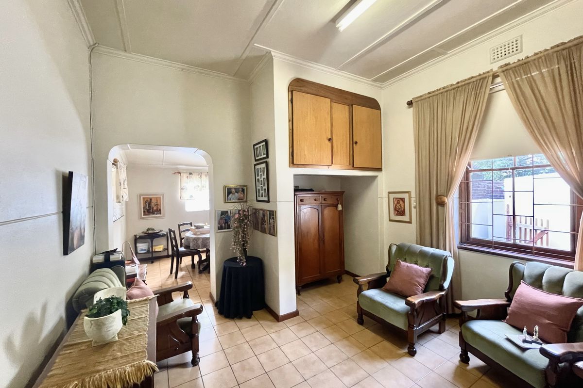 This Is A Real Gem - Photo 5