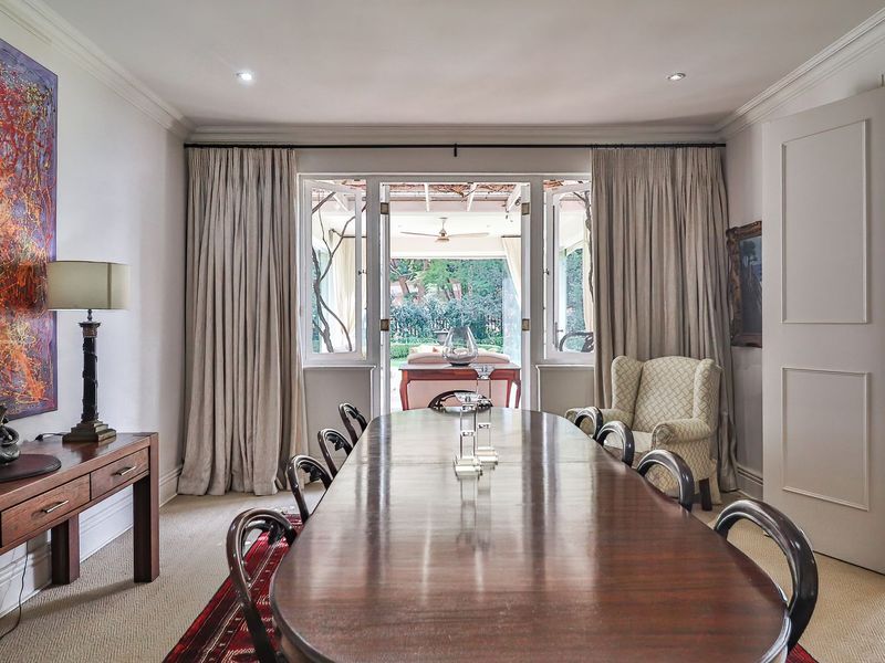 Timeless Elegance | 5-Bed Family Home with Regal Entertainment & Pool in Gated Estate - Photo 8