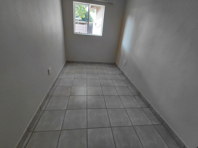 New and Modern Wilkoppies - Photo 10