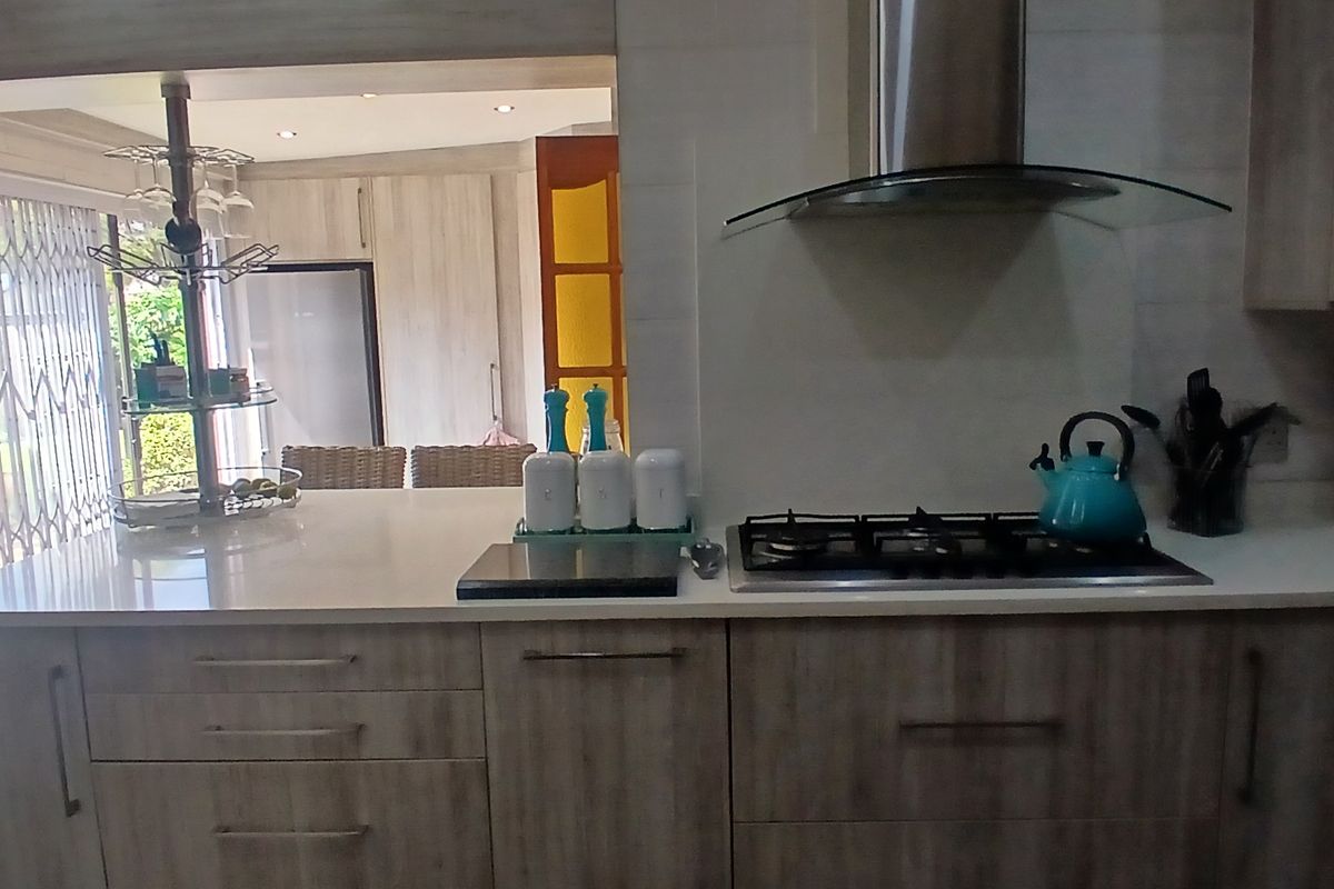 Your Forever Family Home - A Randhart Gem! - Photo 4